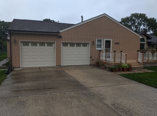 1231 Degener Ave, Elmhurst, IL 60126