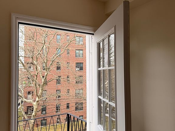 4th image of 8423 Lander St Ste 4F