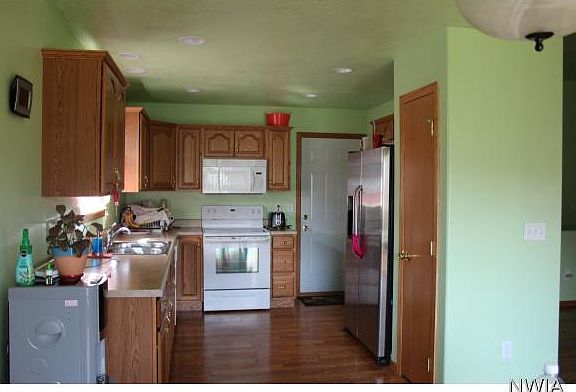 2nd image of 608 E 25th St