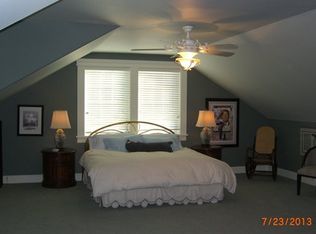 1025 Windrose Dr, Coupeville, WA 98239