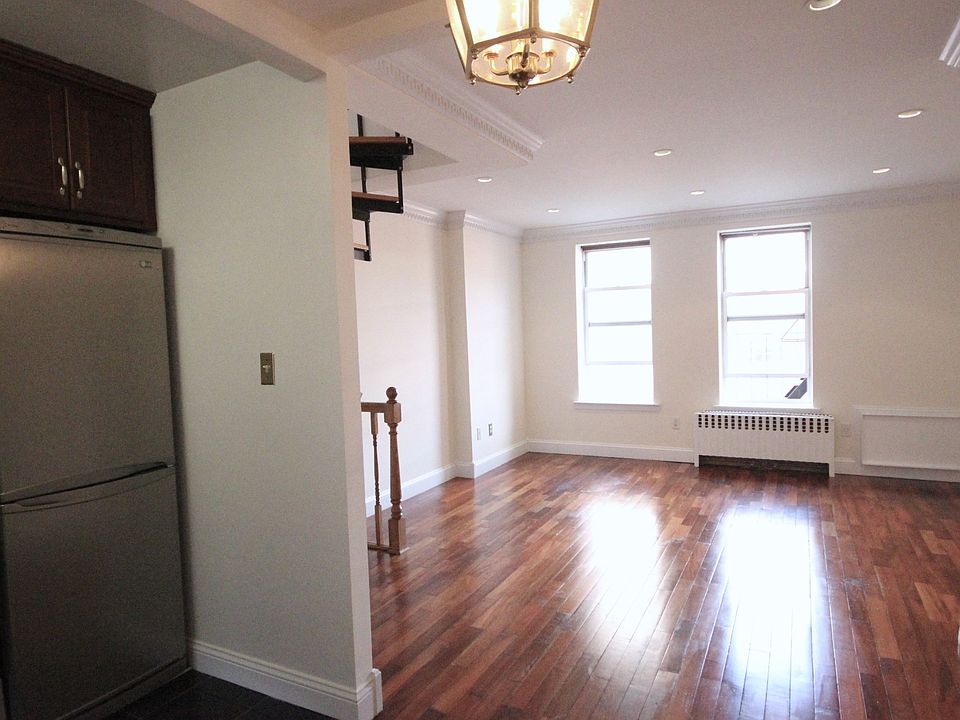 1st image of 220 W 104th St #Phw