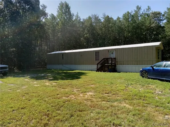 1019 Globe Rd, Aylett, VA 23009