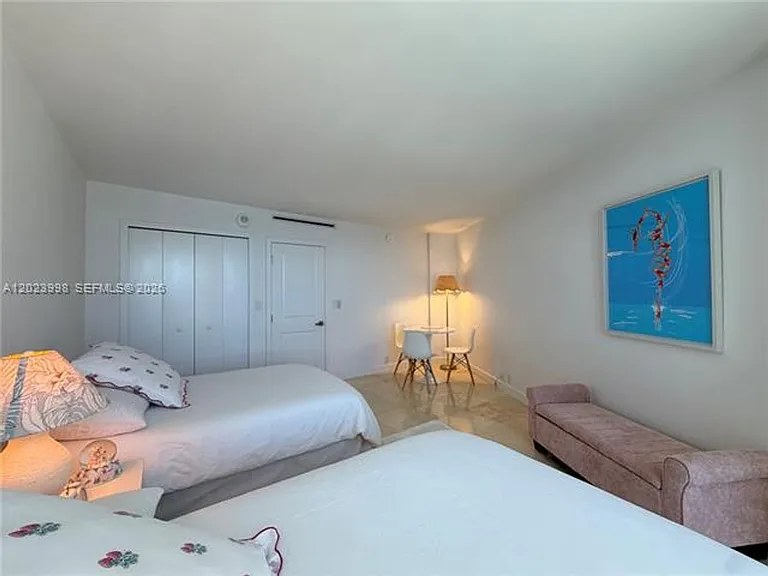 1111 Crandon Blvd #B1105 — Photo 18