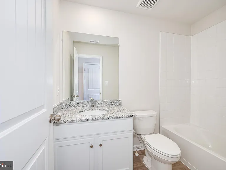 73 Cramsford St — Photo 28