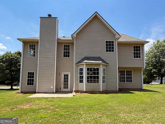 5th image of 1672 Bennett Dr