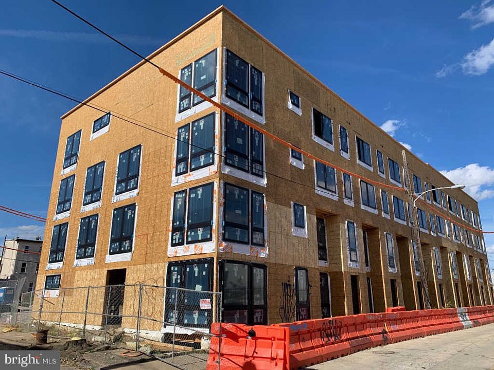 1st image of 249 W Oxford St #K
