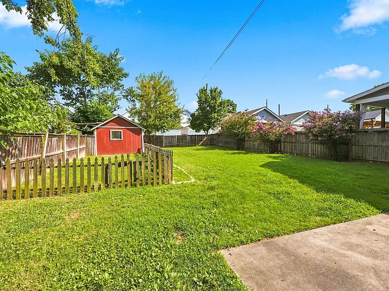 4608 Indiana Ave — Photo 23
