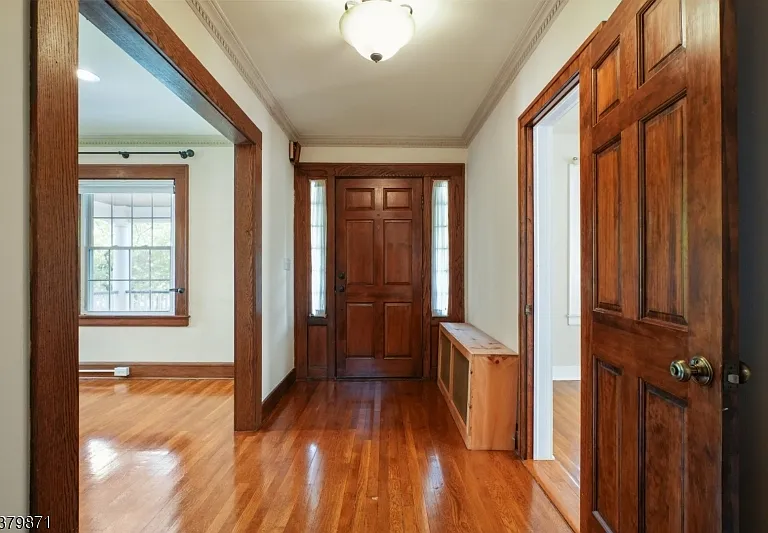163 Myrtle Ave — Photo 5