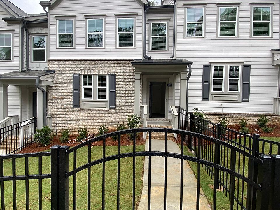 1st image of 213 Vista Ln
