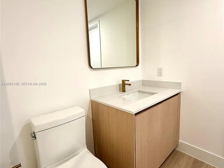 90 NE 32nd St #712 — Photo 12
