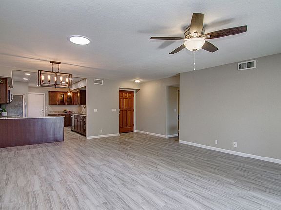 3rd image of 9135 W Kimberly Way