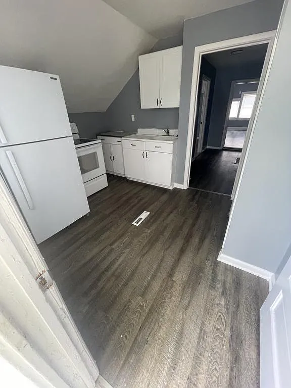 846 C St — Photo 4
