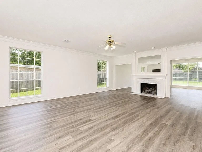 11102 Brook Mill Ct — Photo 8