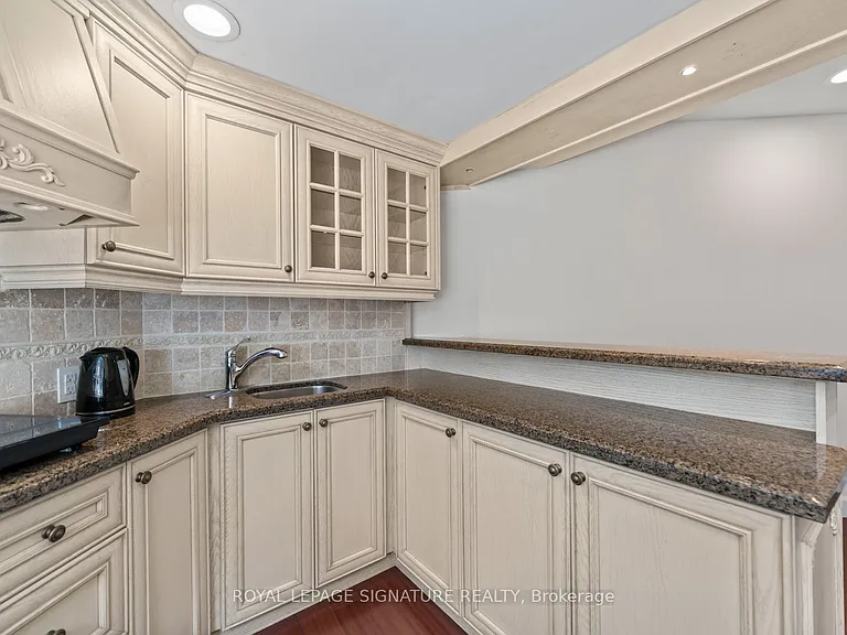 23 Brandy Ct — Photo 32