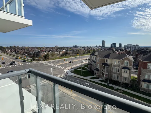 1005 Dundas St E, Oakville, ON