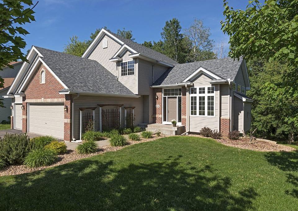 1st image of 12233 Isanti Ct NE