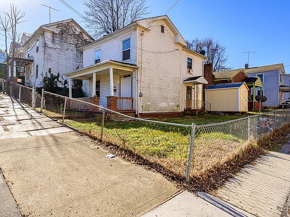 2nd image of 803 Federal St