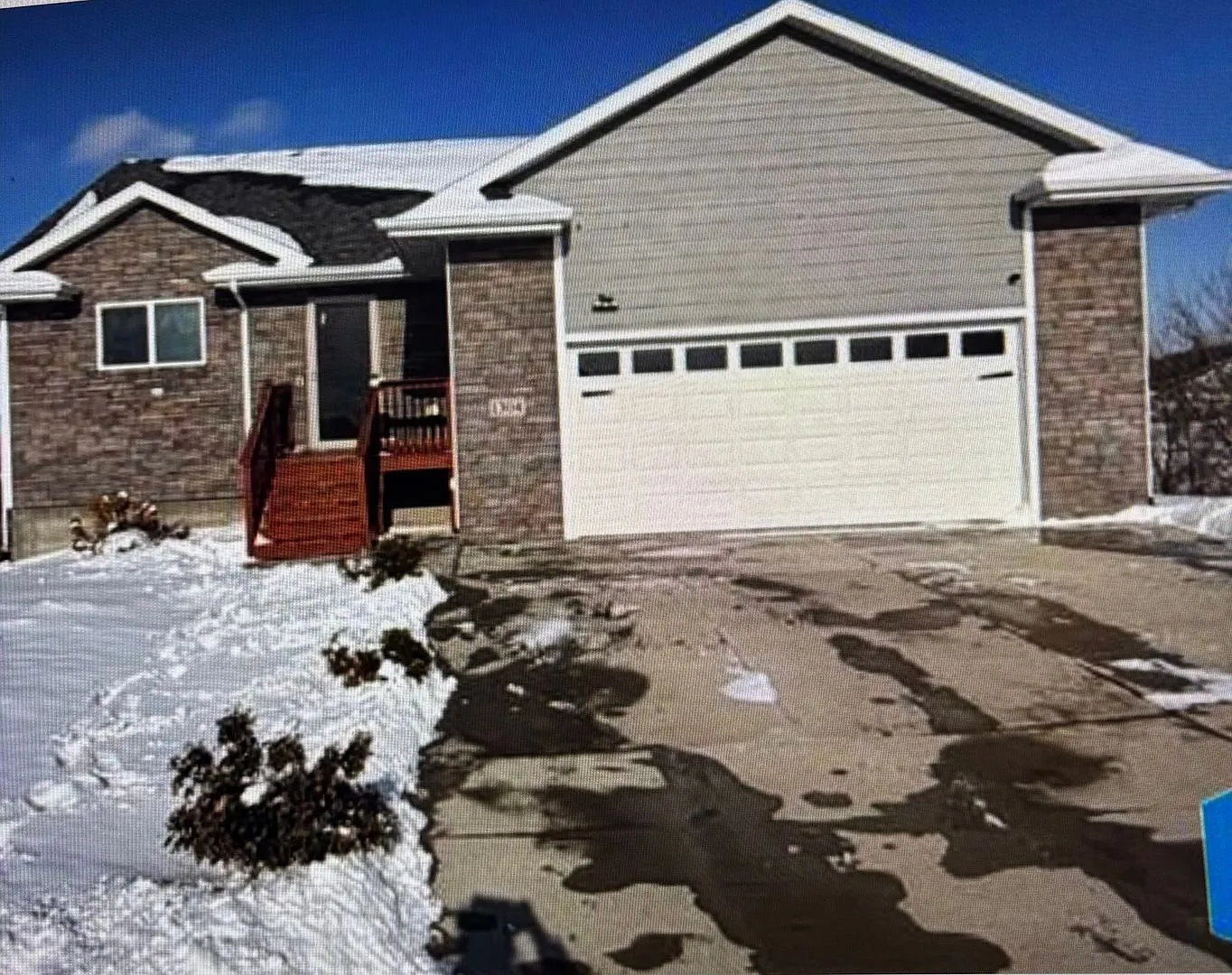 Beautiful 4 Bedroom Home for Rent — Photo 1