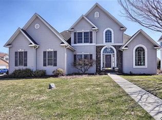2472 Cope Dr, Mechanicsburg, PA 17055