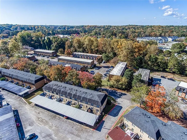 280 Winding River Dr #B — Photo 37