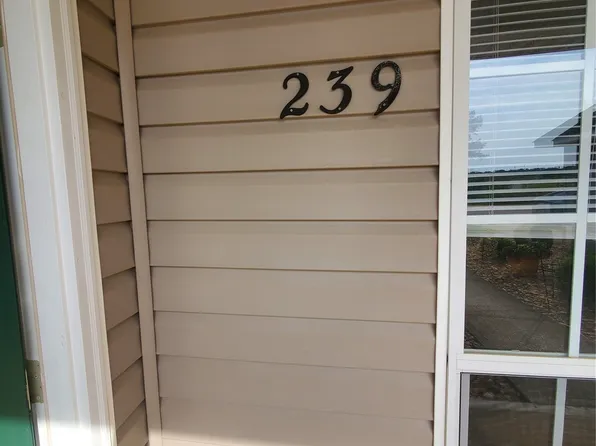 239 Pine Meadow Cir, Elmore, AL 36025