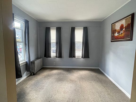 2nd image of 106 N Valley Ave