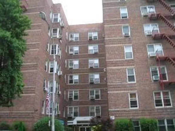 3165 Nostrand Avenue image 1 of 7