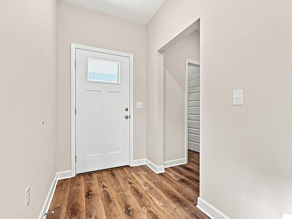 3rd image of 101 Horizon Way
