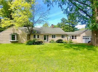 16 Juniper Rd, Bloomfield, CT 06002