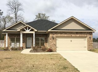 211 Ledford Way, Bonaire, GA 31005