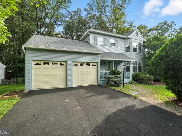 12580 Cricket Ln, Woodbridge, VA 22192
