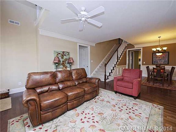 3rd image of 16912 Bridgewalk Dr #8