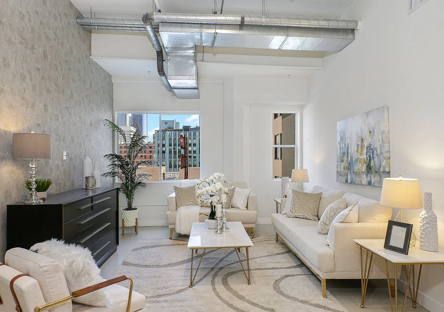 939 Lofts — Photo 2