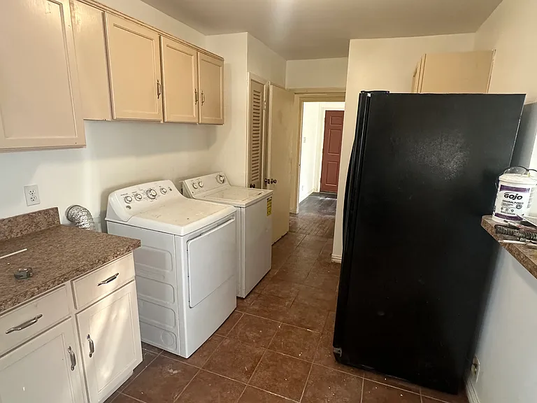 5131 Cortelyou Ln — Photo 4