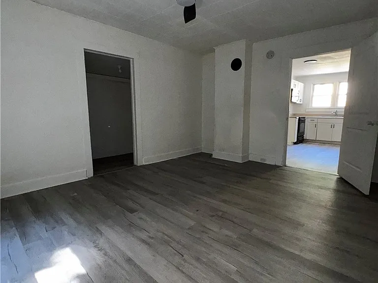 6 Riverside St — Photo 13