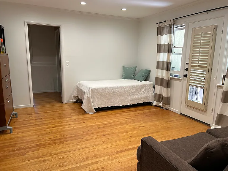 Second bedroom