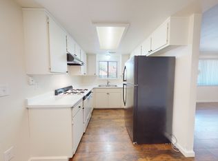 1529 Willis St #10, Redding, CA 96001