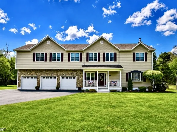 37 Heather Hills Dr, Jefferson Twp., NJ 07438