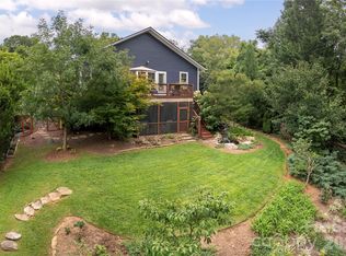 12 Twig Ln, Asheville, NC 28803