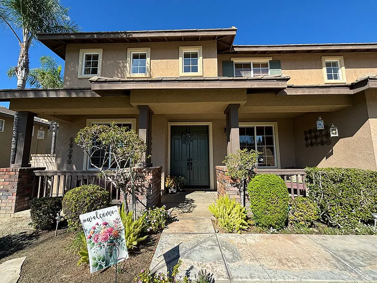1163 Via Vista Dr — Photo 49