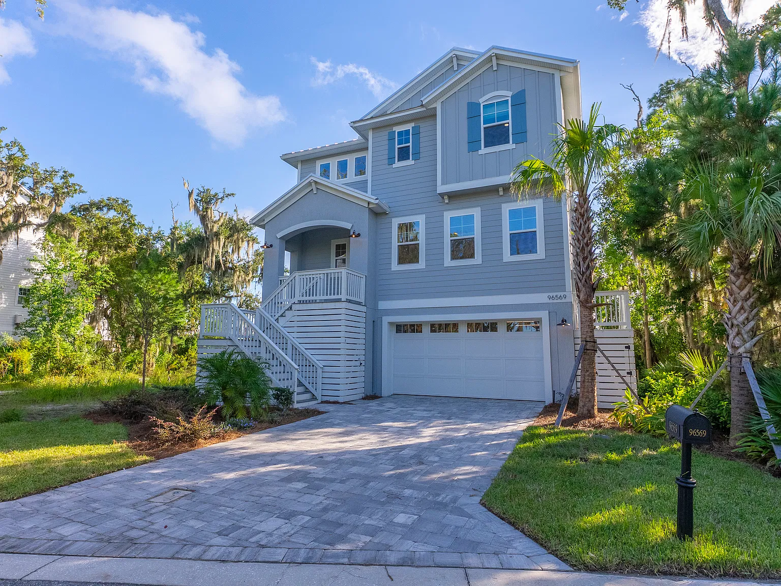3 bed, 2.5 bath, 2754 sqft, $6,200 — Photo 3