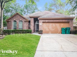 24 Barn Lantern Pl, Spring, TX 77382