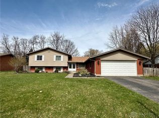 2253 E Whipp Rd, Dayton, OH 45440