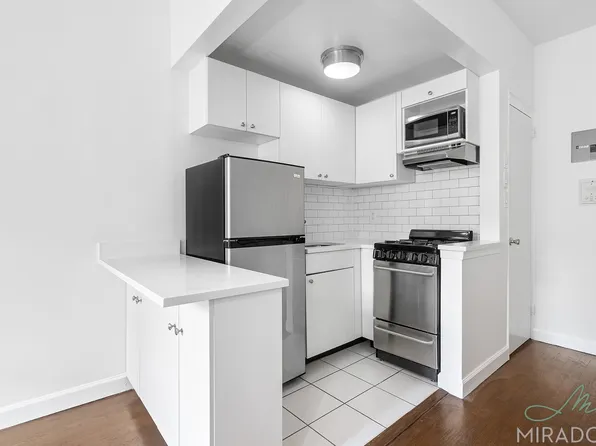 39 West 16th Street image 7 of 11