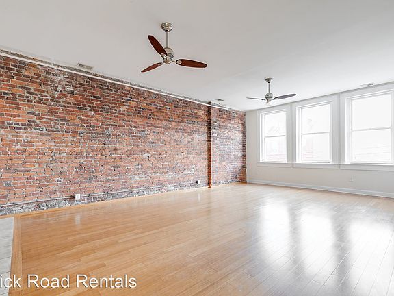 3rd image of 1715 E Franklin St APT 2
