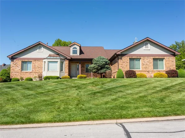 182 Portmarnock Ln, Weldon Spring, MO 63304