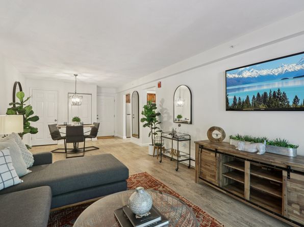 22A Country Club Dr #20-40