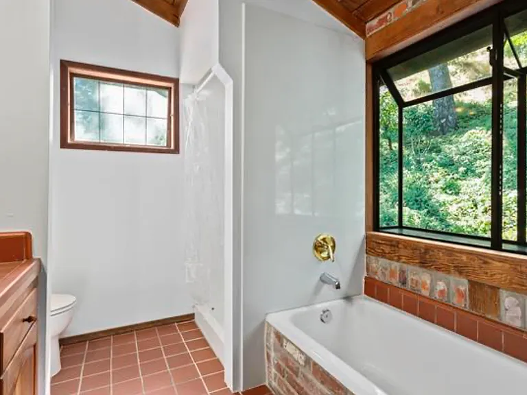 10 El Rincon — Photo 11