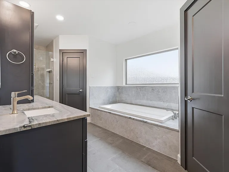 4549 Fremont Ln — Photo 18