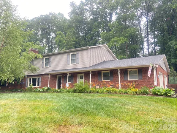 2959 Ramblewoods Dr, Valdese, NC 28690